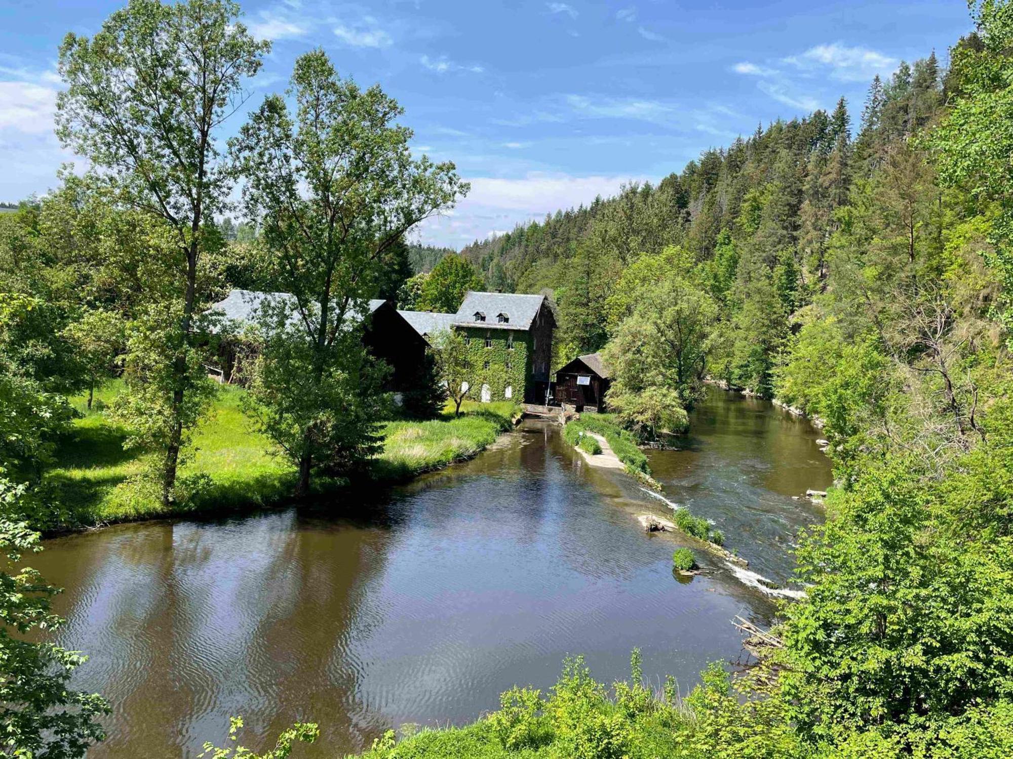 Chalet-Ferienwohnung Giebeltraum, 115 Qm, Wellness/Fitness/Sauna - Bergroedelhof Feilitzsch Экстерьер фото